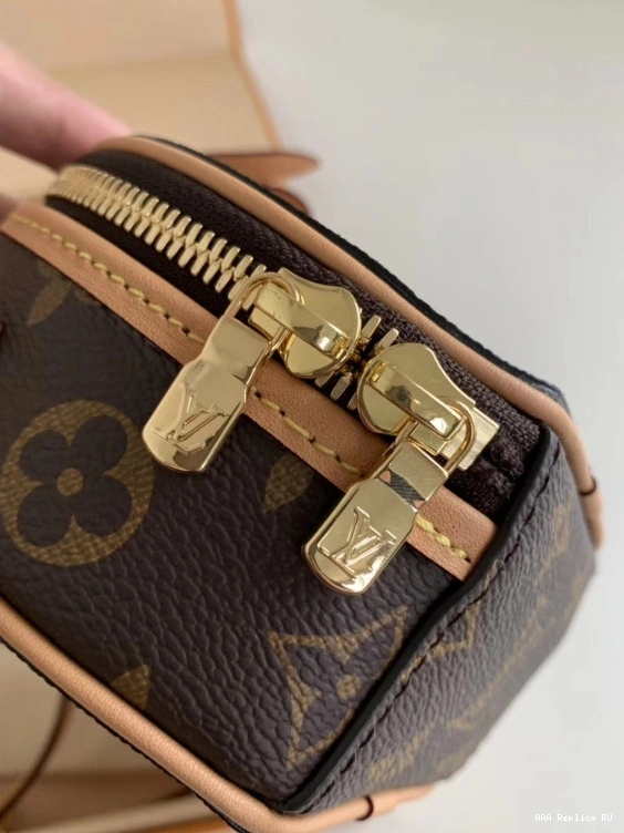 Aaa replica bags MINI LOUIS CHAPEAU BOITE VUITTON 0708